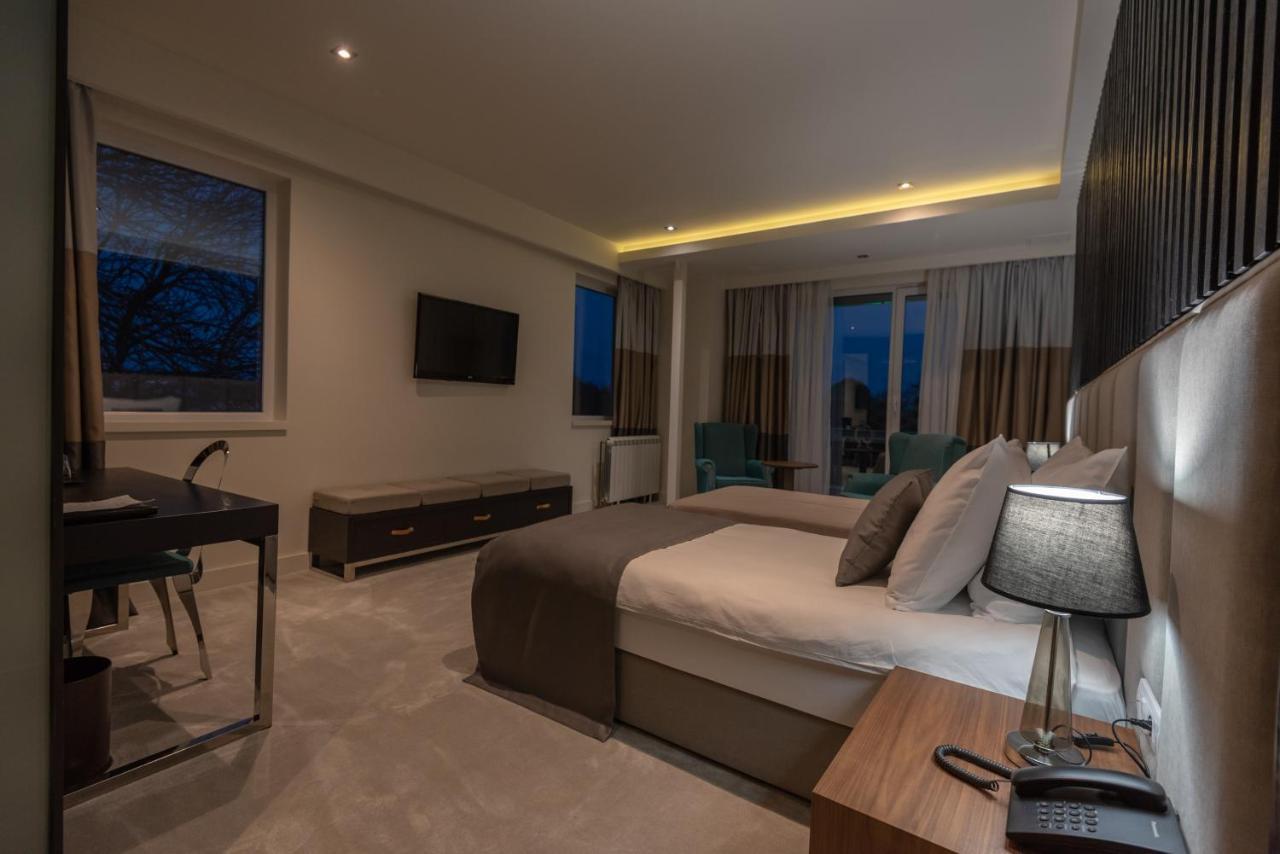 Hotel Abc เลสโควัซ ภายนอก รูปภาพ