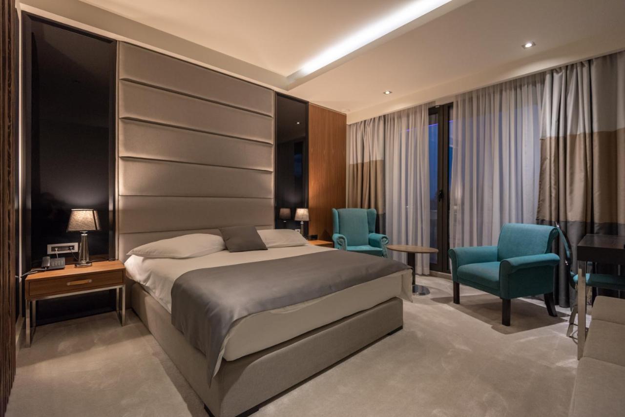 Hotel Abc เลสโควัซ ภายนอก รูปภาพ